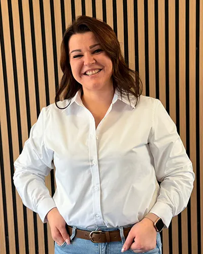 automobile_hoecht_mitarbeiter_kristinasimenas