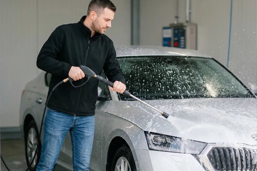 Fahrzeugberatung Bayreuth – persönliches Gespräch beim Autohaus Höcht